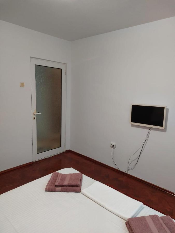 Apartamentdecebal Apartment Constanta Exterior photo